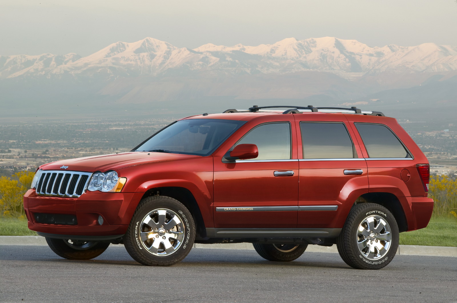 2010 Jeep Grand Cherokee Review, Ratings, Specs, Prices