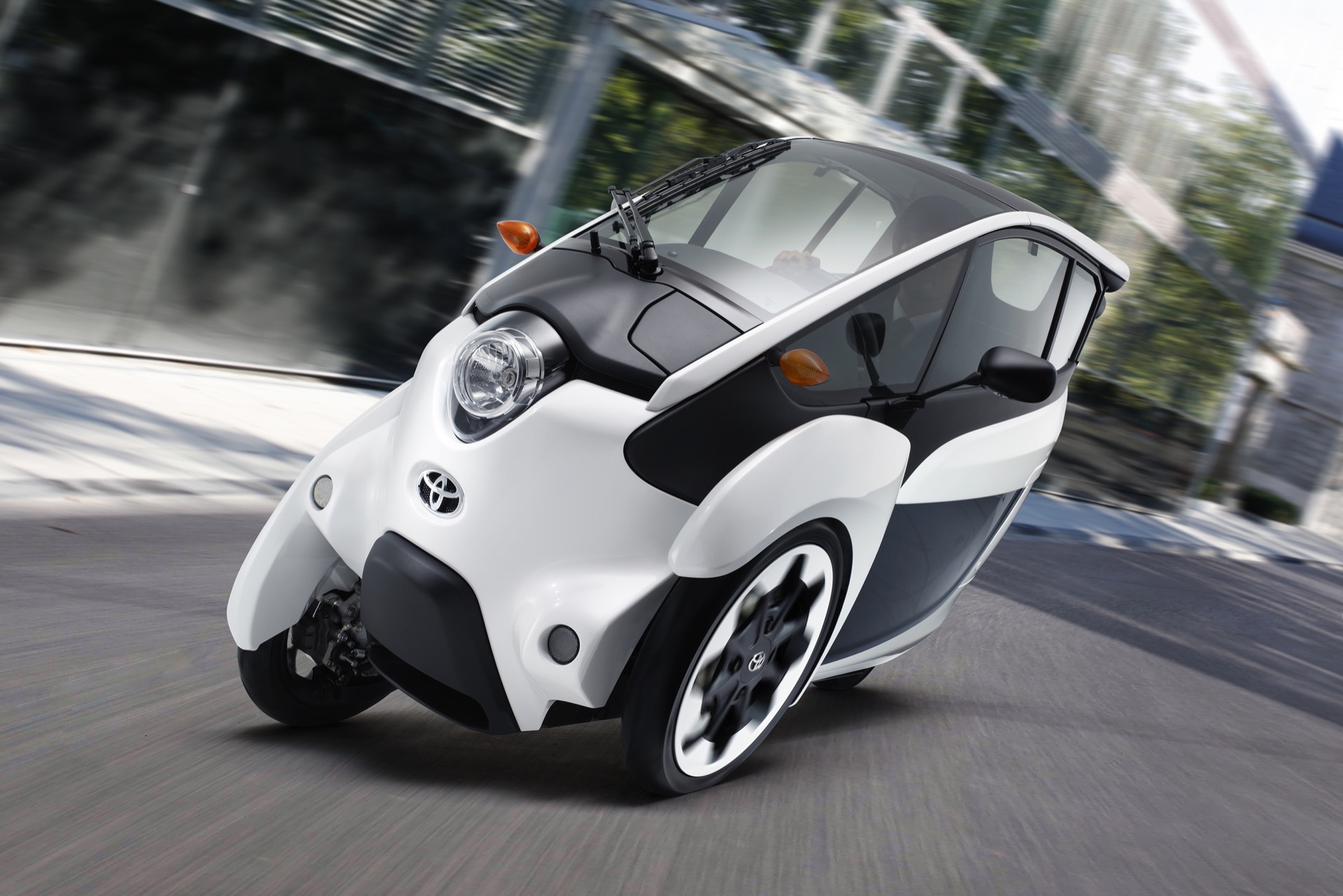 Toyota iRoad Electric City Car Here's How It Leans