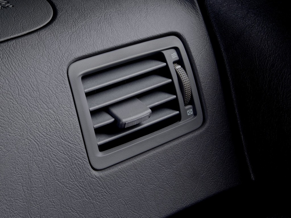 Image 2009 Hyundai Tucson FWD 4door V6 Auto SE Air Vents, size 1024