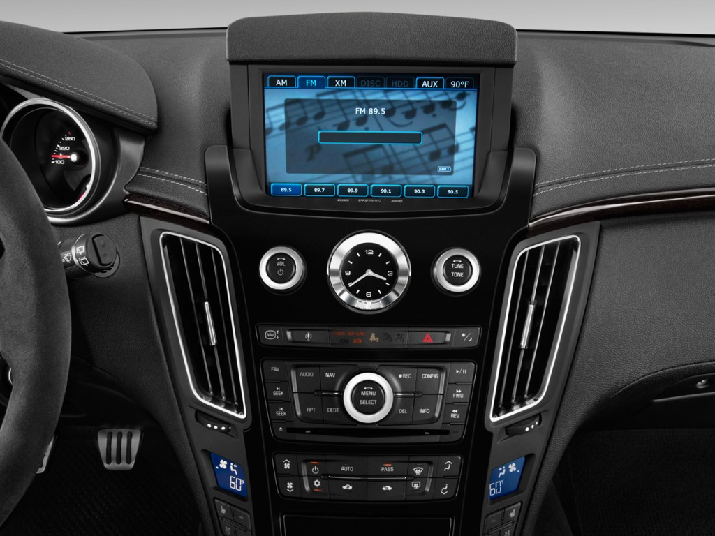 Image: 2013 Cadillac CTS-V 2-door Coupe Audio System, size: 1024 x 768