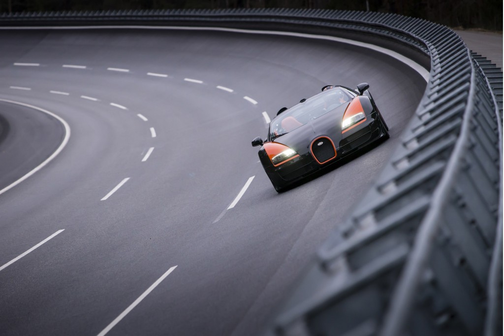 bugatti-veyron-grand-sport-vitesse-world-record-car_100424725_l.jpg