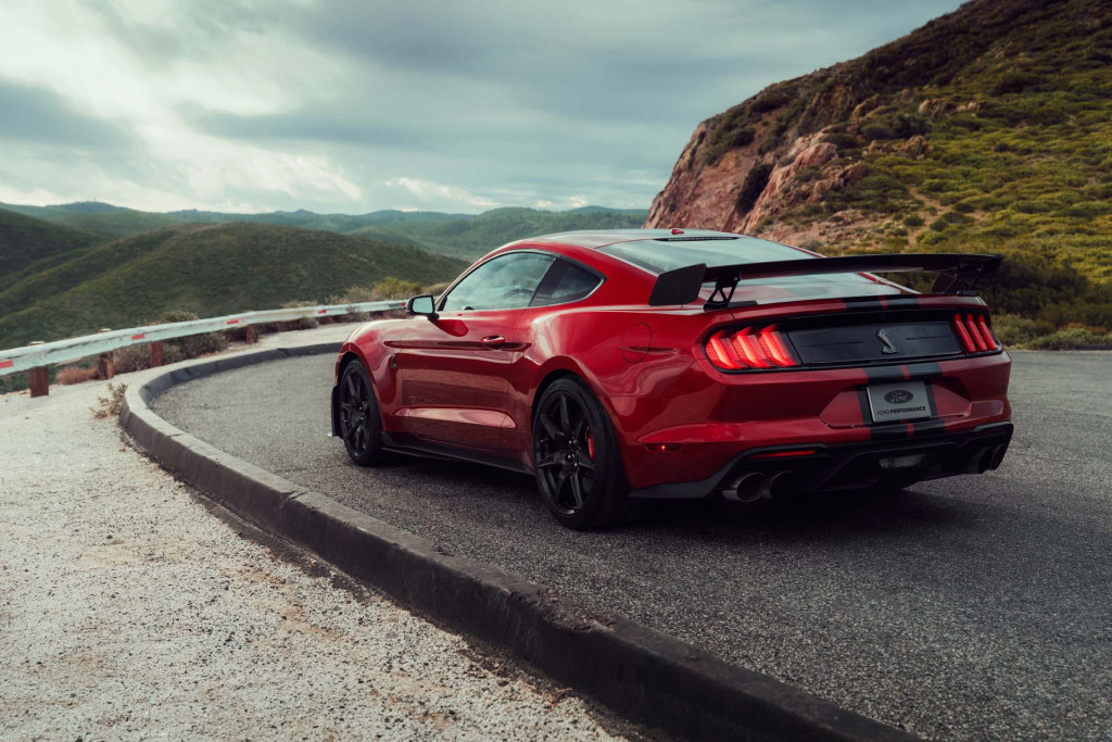 2020 ford mustang shelby gt500 arrives with venom