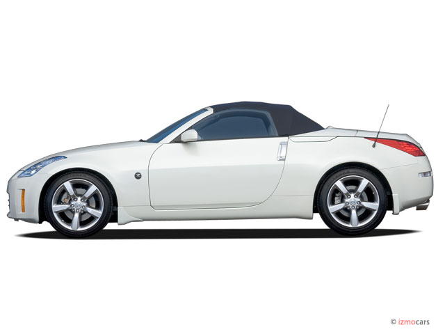 Nissan 350z side view doors open #8