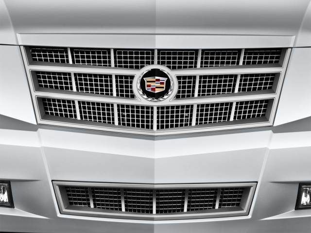 2014 Cadillac Escalade ESV 2WD 4-door Base *Ltd Avail* Grille 2014 Cadillac Escalade ESV 2WD 4-door Base *Ltd Avail* Grille
