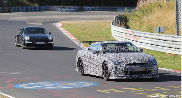 2015 Nissan GT-R NISMO spy shots