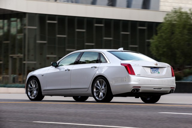 http://images.hgmsites.net/med/2016-cadillac-ct6_100543699_m.jpg