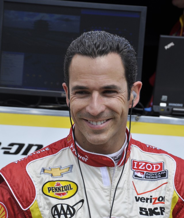 helio castroneves dancing with the stars yellow suit