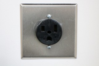 NEMA 6-50 socket