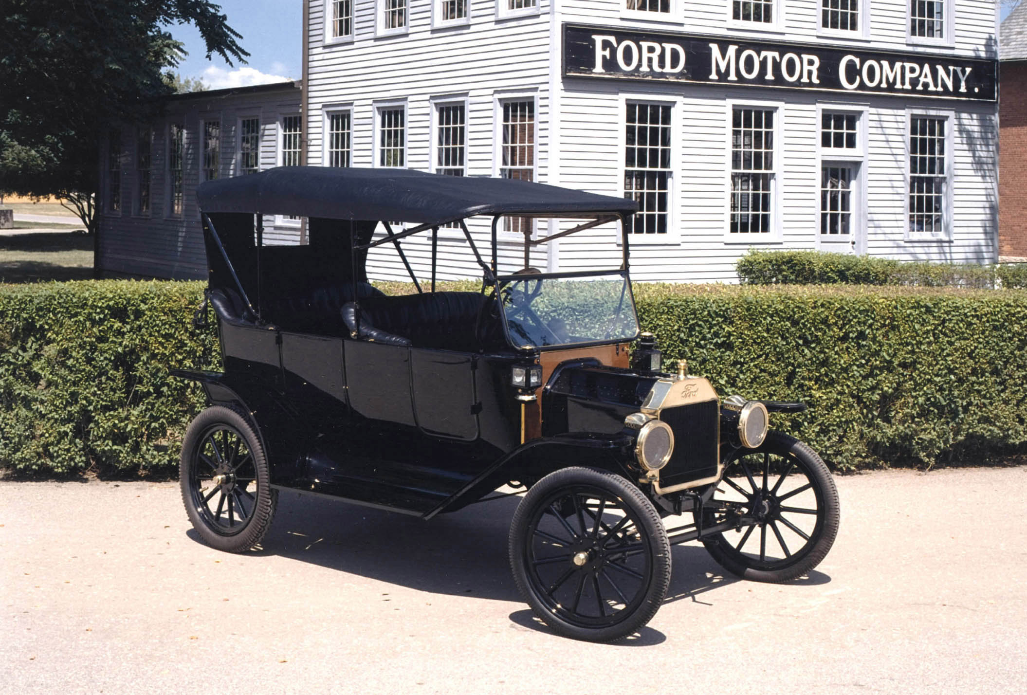 Electric ford store model a