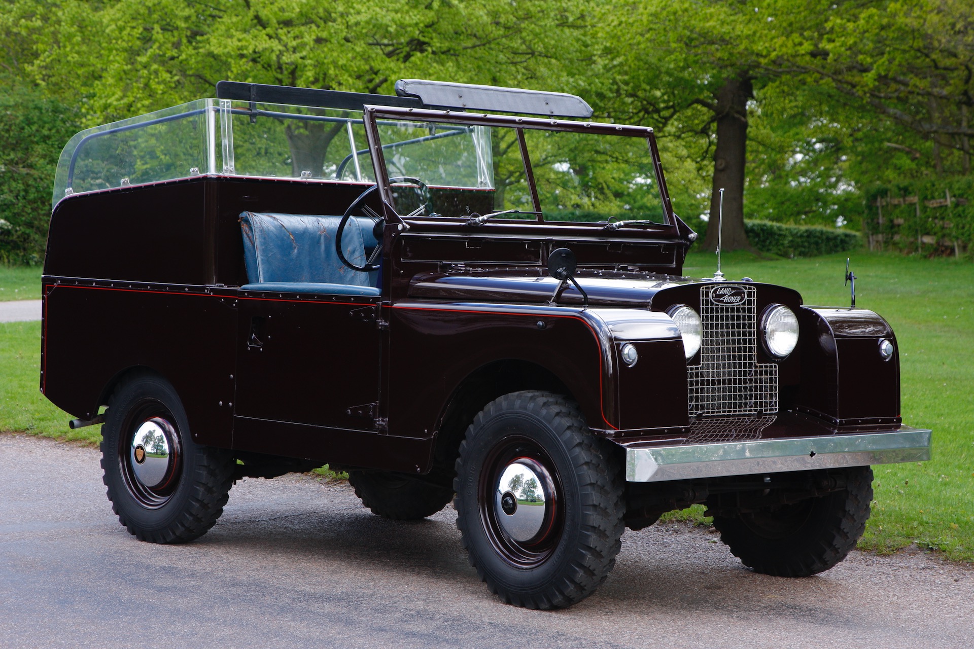 Land Rovers used by UK royal family planned for Pebble Beach Land Rovers used by UK royal family planned for Pebble Beach
