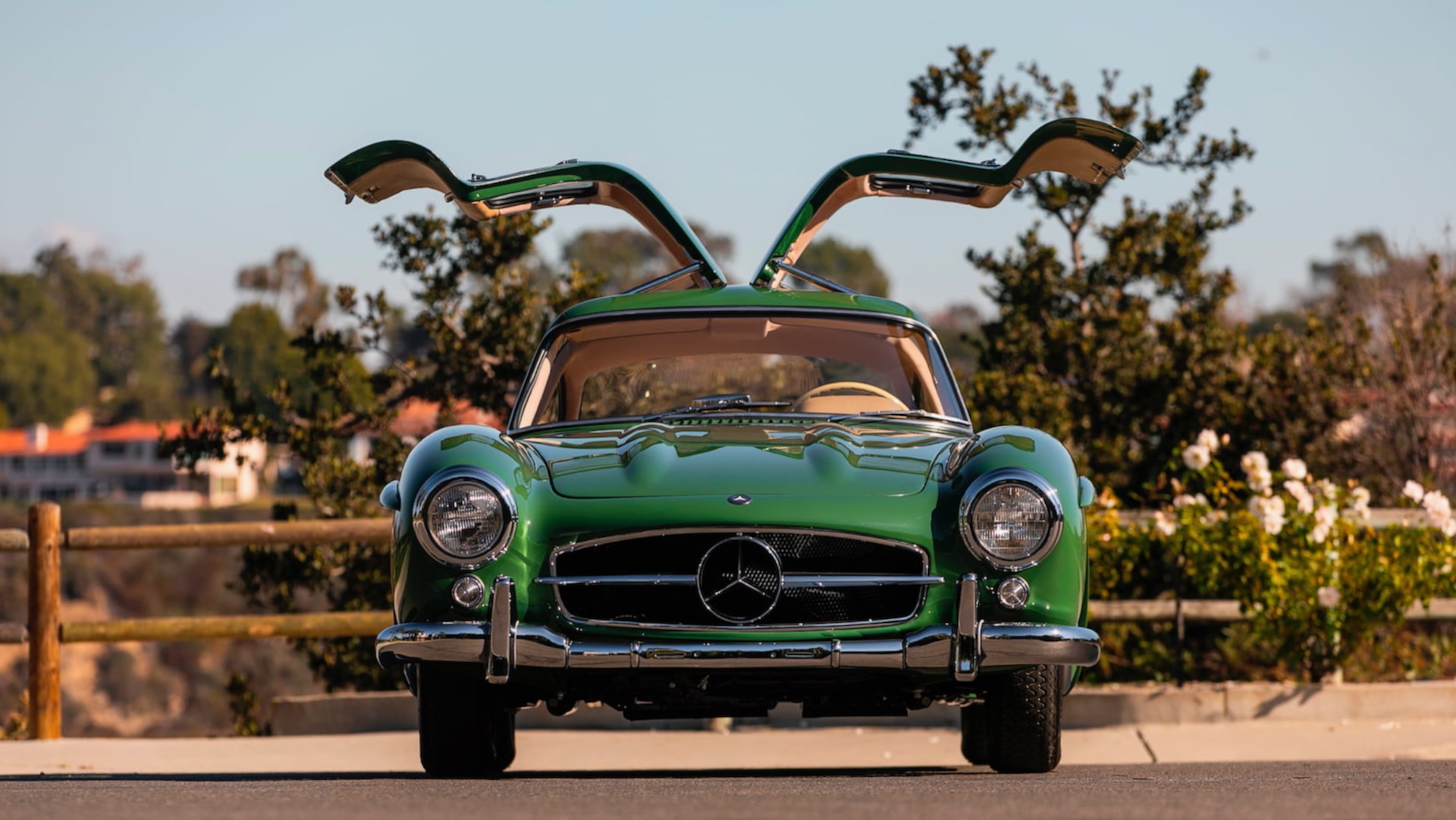 One of one 1955 Mercedes Benz 300SL Gullwing heads to auction