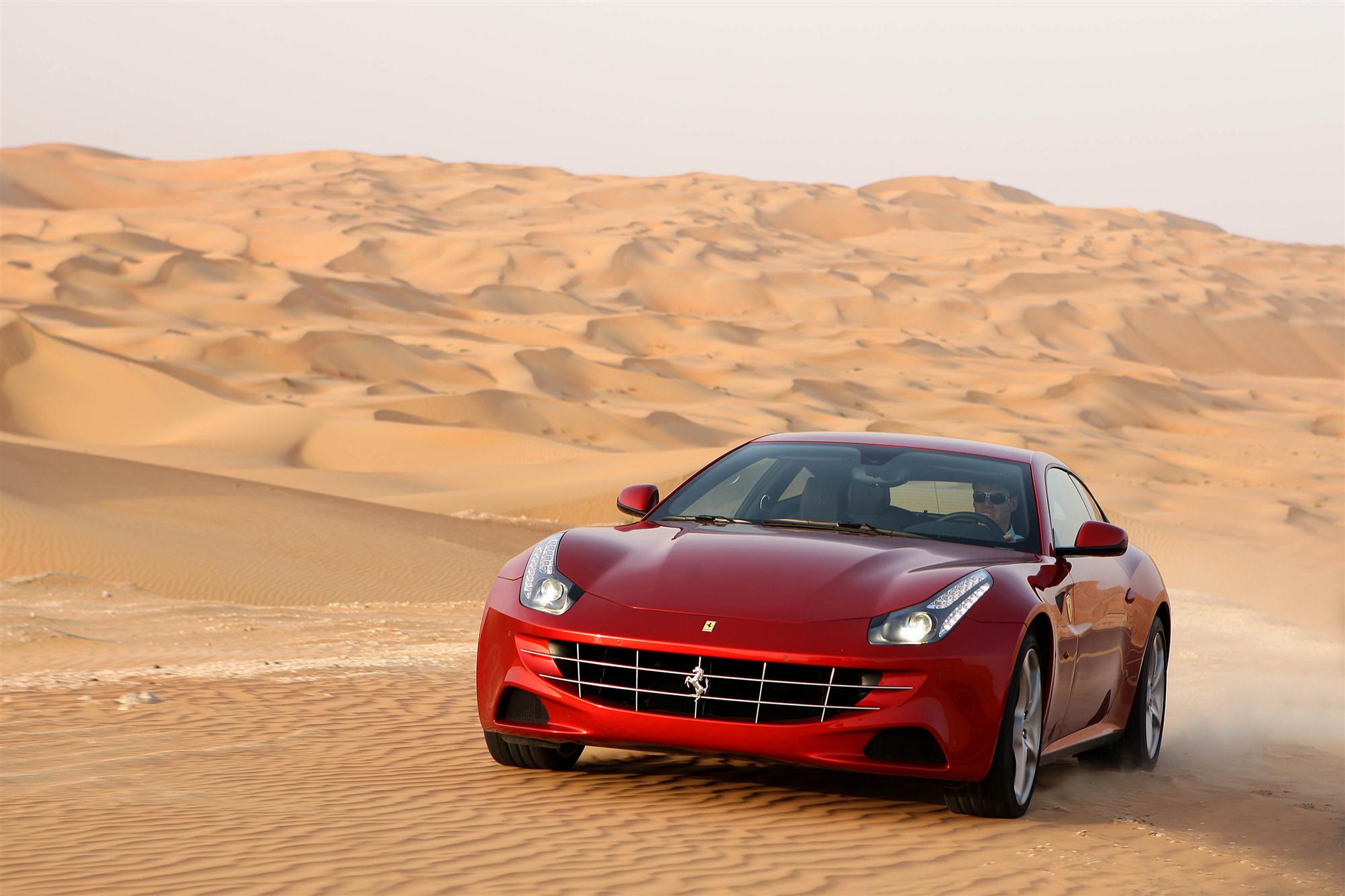 video-ferrari-details-the-2012-ff-s-engine-interior-and-making-of-promo