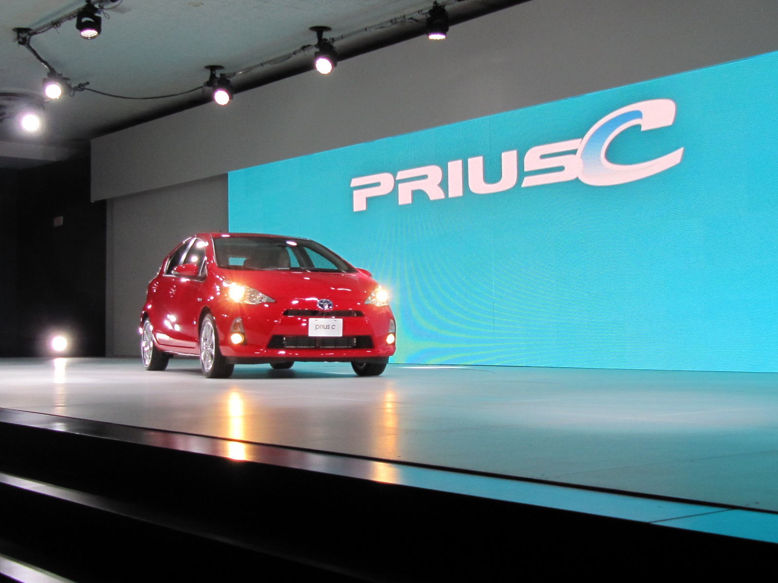 12 Toyota Prius C Manual Leaked Here S What It Tells Us
