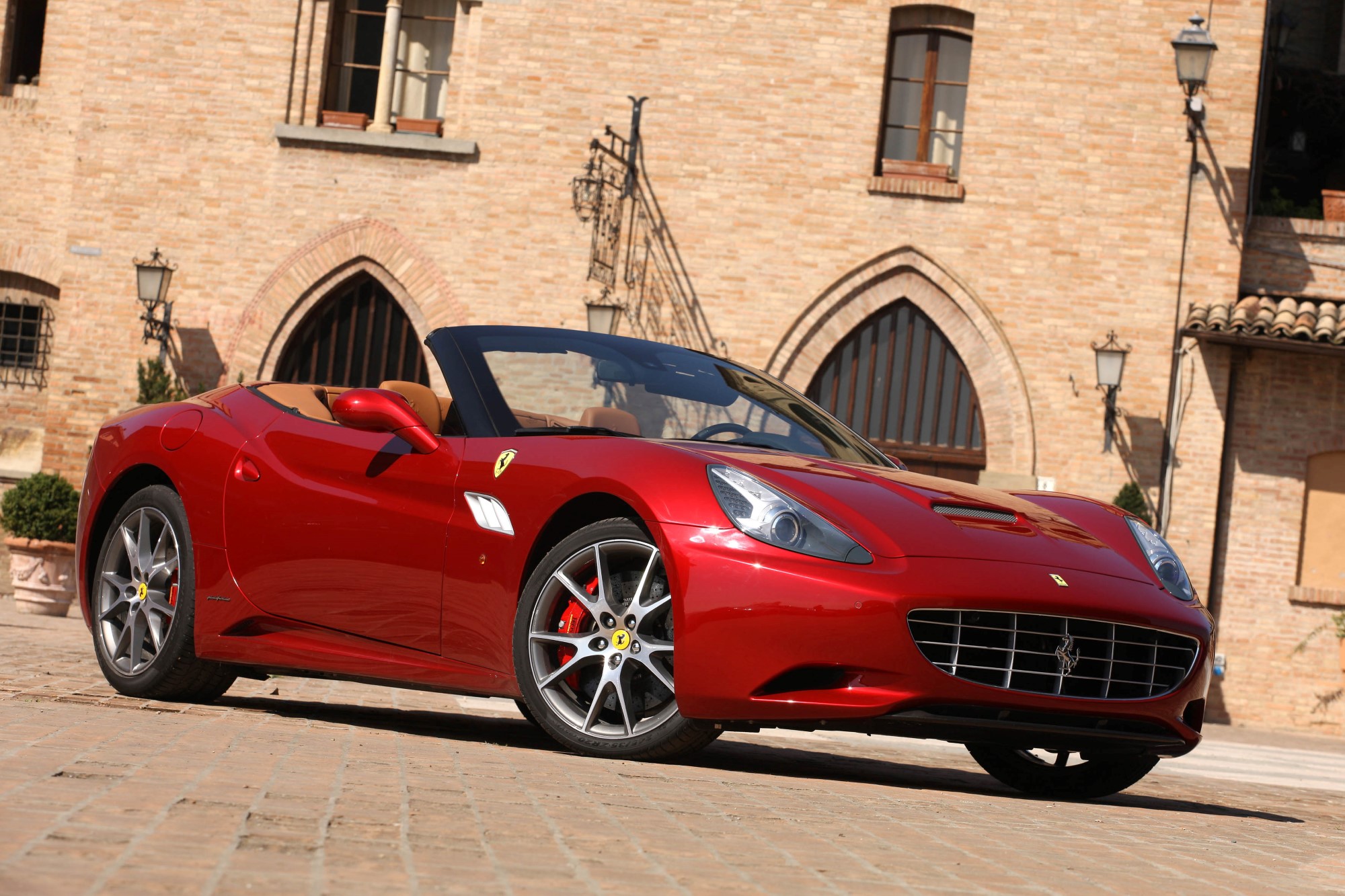 2013 Ferrari California Review, Ratings, Specs, Prices, and Photos - The Car Connection