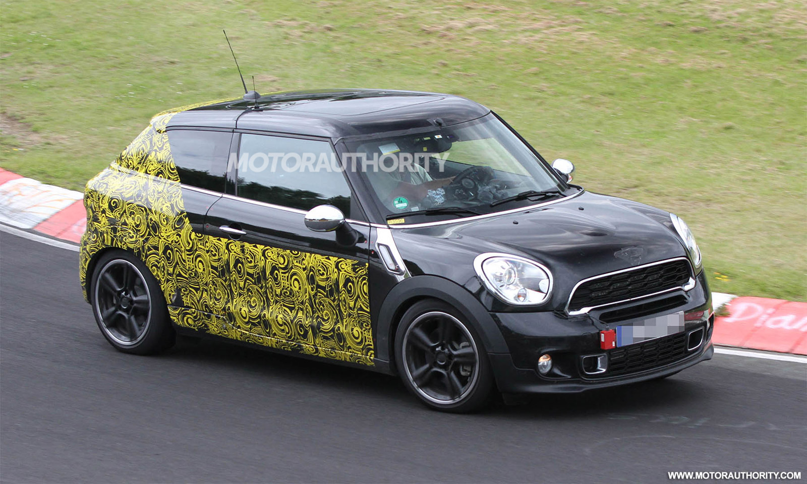 2013 MINI Paceman S Spy Shots