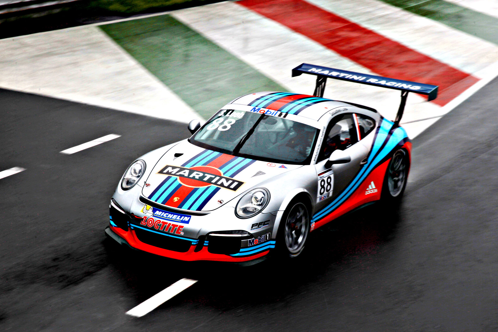 Porsche And Martini Reignite Motorsport Partnership In 2013
