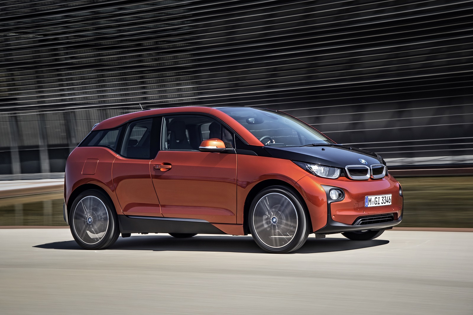 2014 Bmw I3 Electric Car Roundup Of Driving Impressions