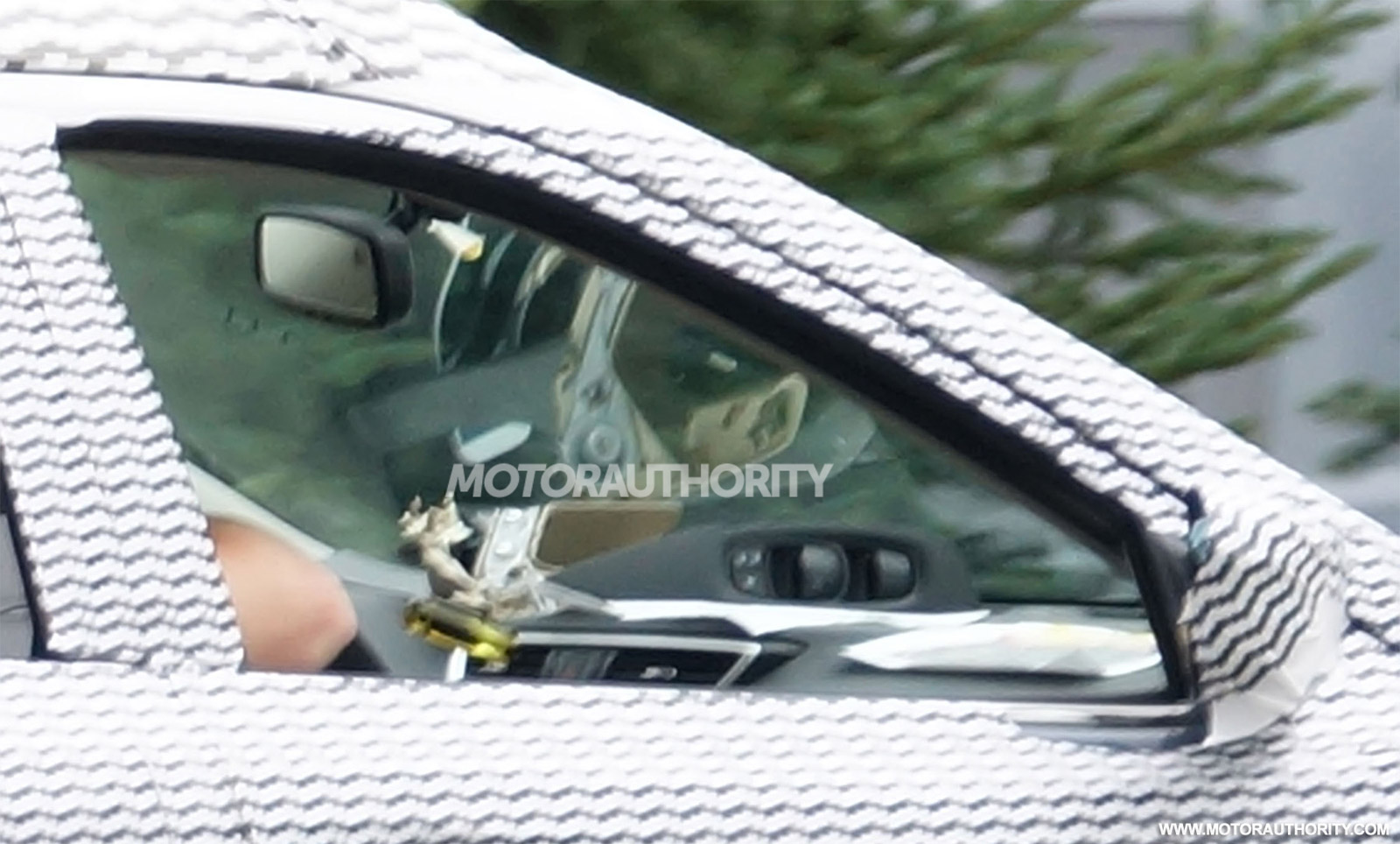 2014 Nissan Rogue Spy Shots