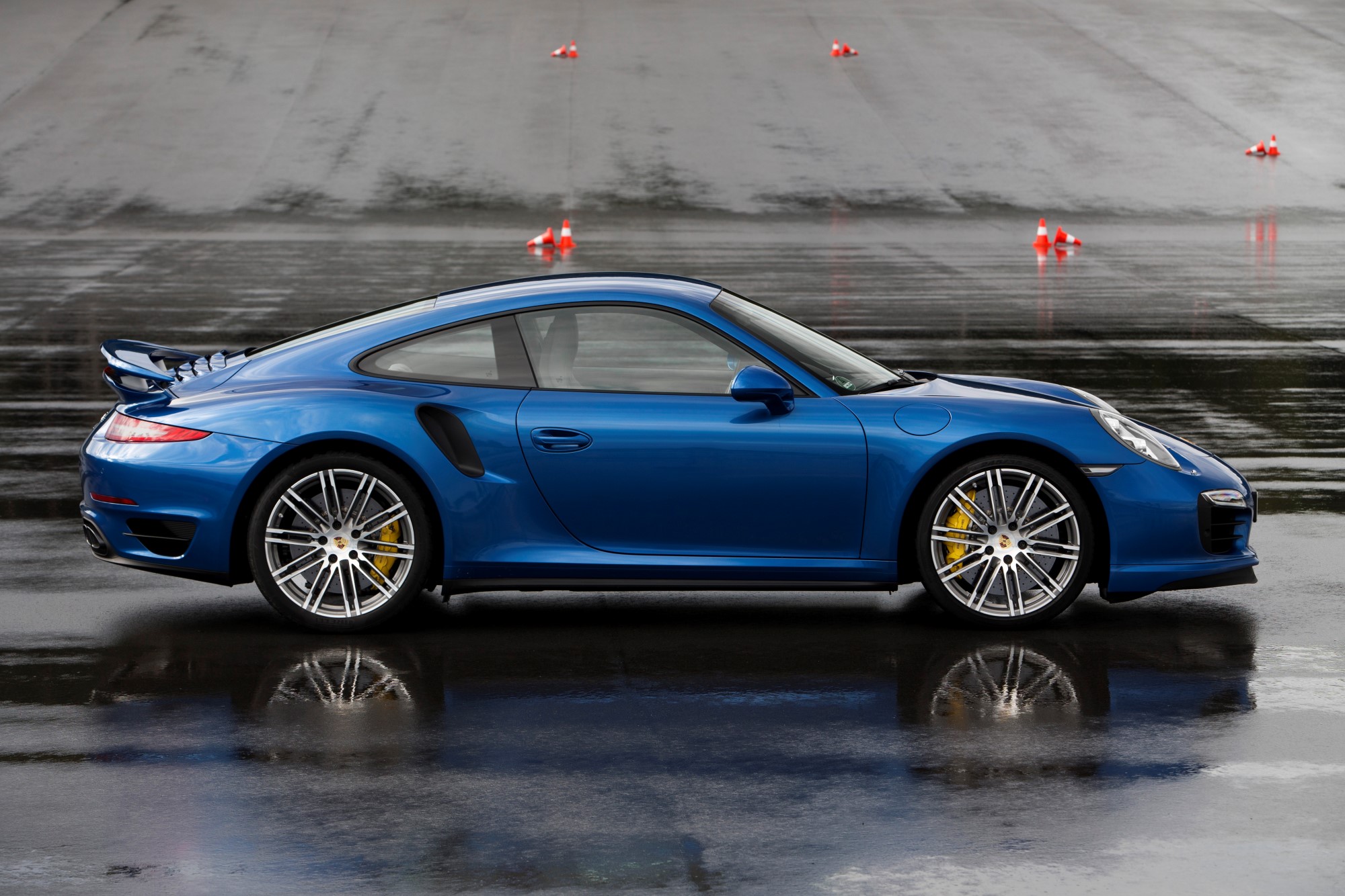 Porsche com usa