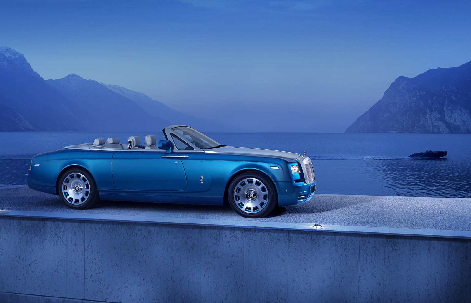 Rolls Royce Phantom Drophead Coupe Waterspeed Collection Revealed
