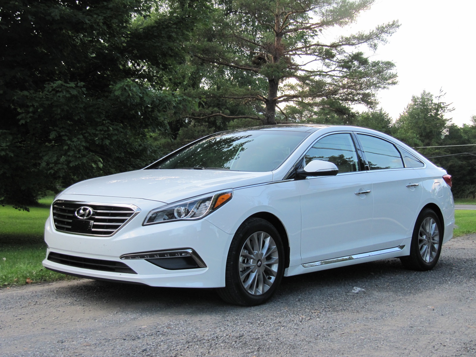 2015 Hyundai Sonata: Gas Mileage Review Of New Mid-Size Sedan