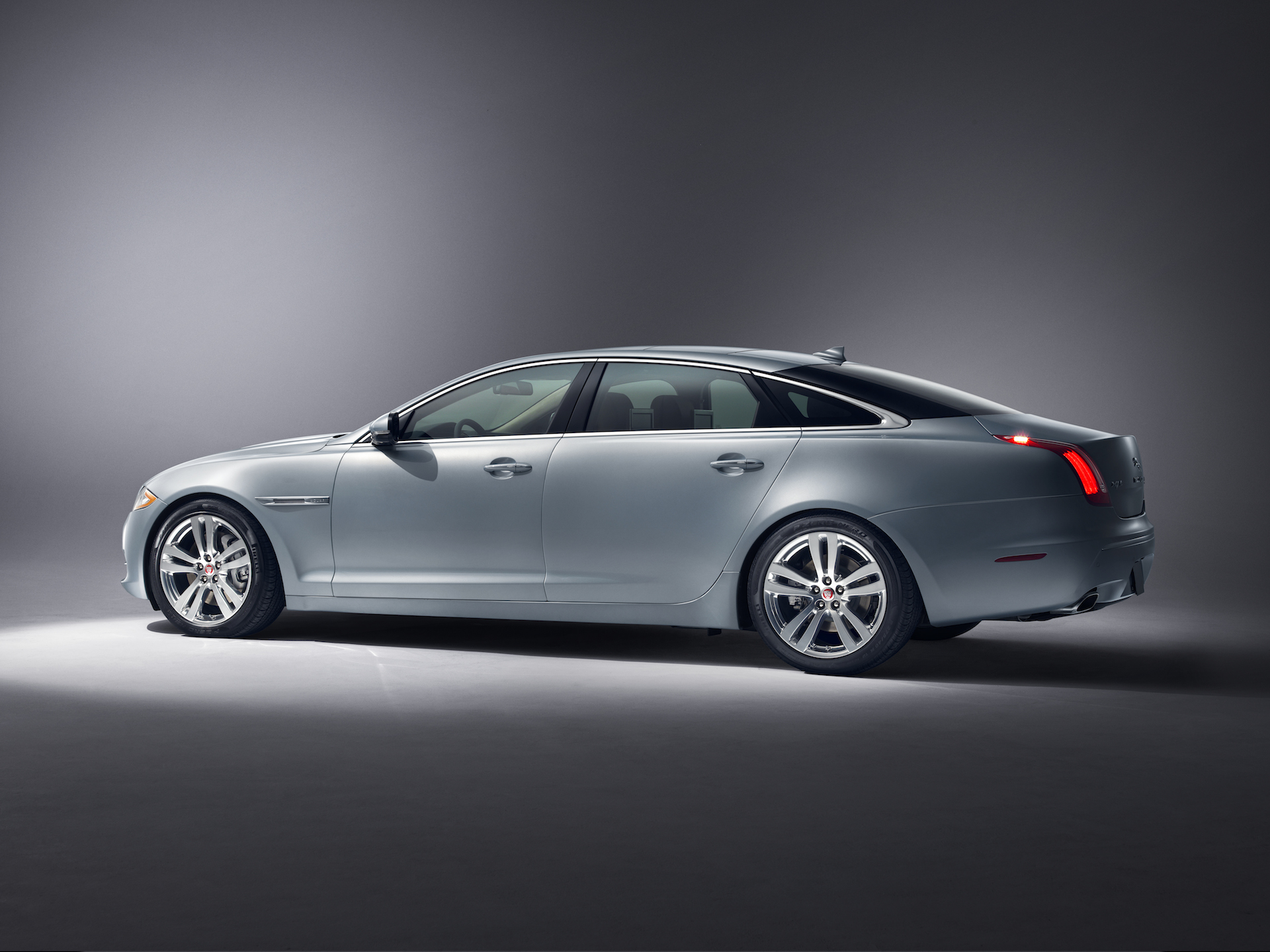 2015 Jaguar Xj Review Ratings Specs Prices And Photos The