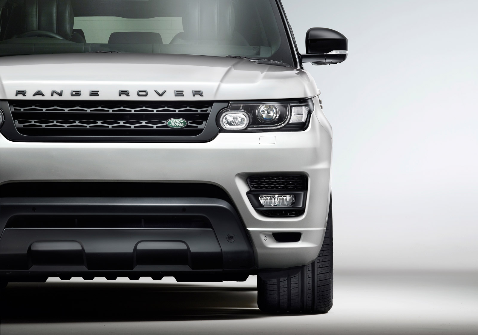 Land Rover Eyes Electric Suv To Rival Upcoming Tesla Model X