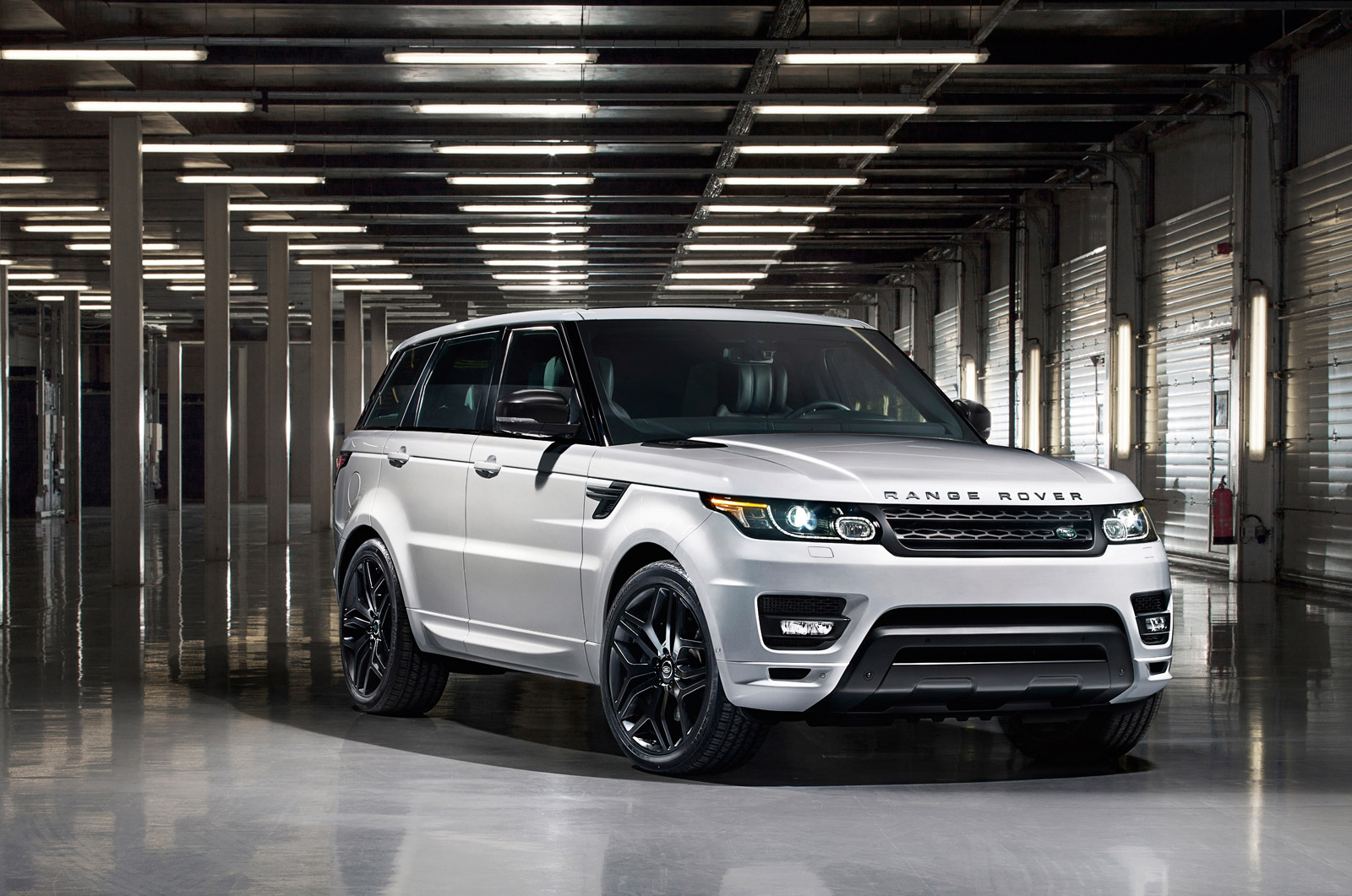 Reserveren dramatisch Vermaken Range Rover Sport Gets New Stealth Pack For 2015