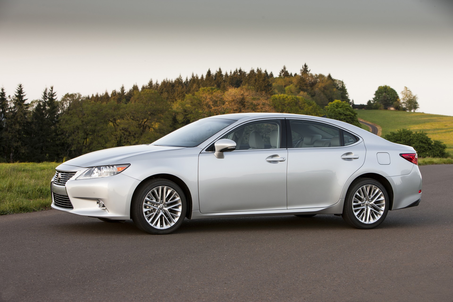 2015 Lexus Es Review Ratings Specs Prices And Photos The Car