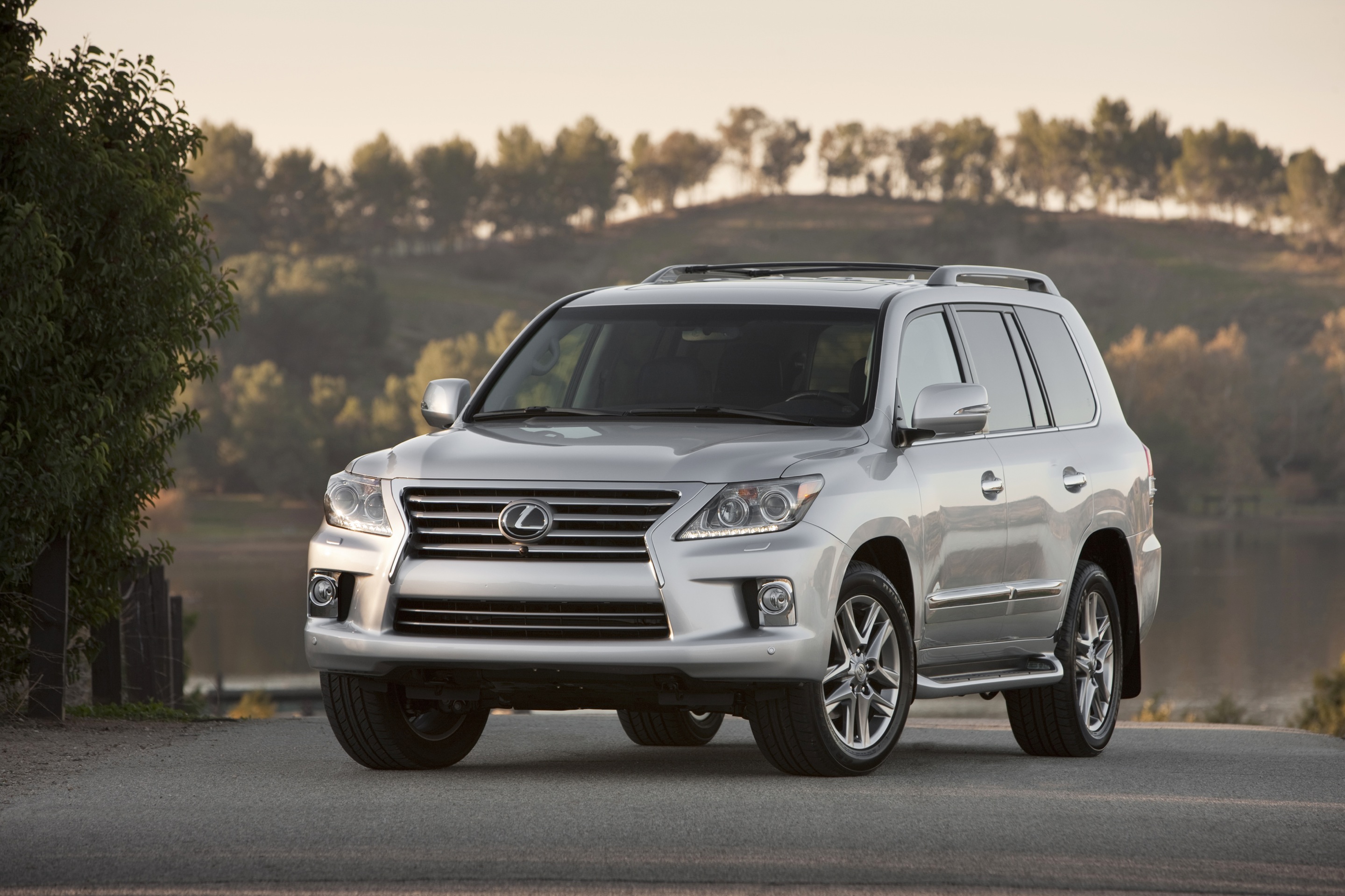2015 Lexus Lx Review Ratings Specs Prices And Photos