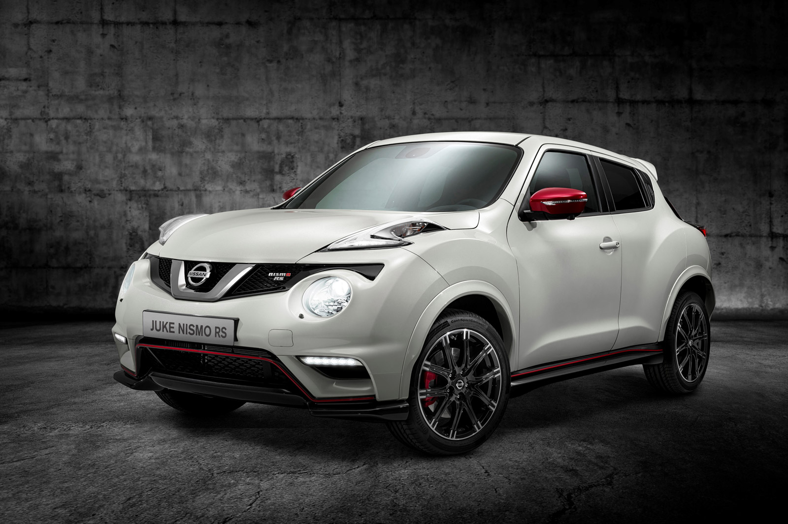 2016 Nissan Juke Research, photos, specs, and expertise