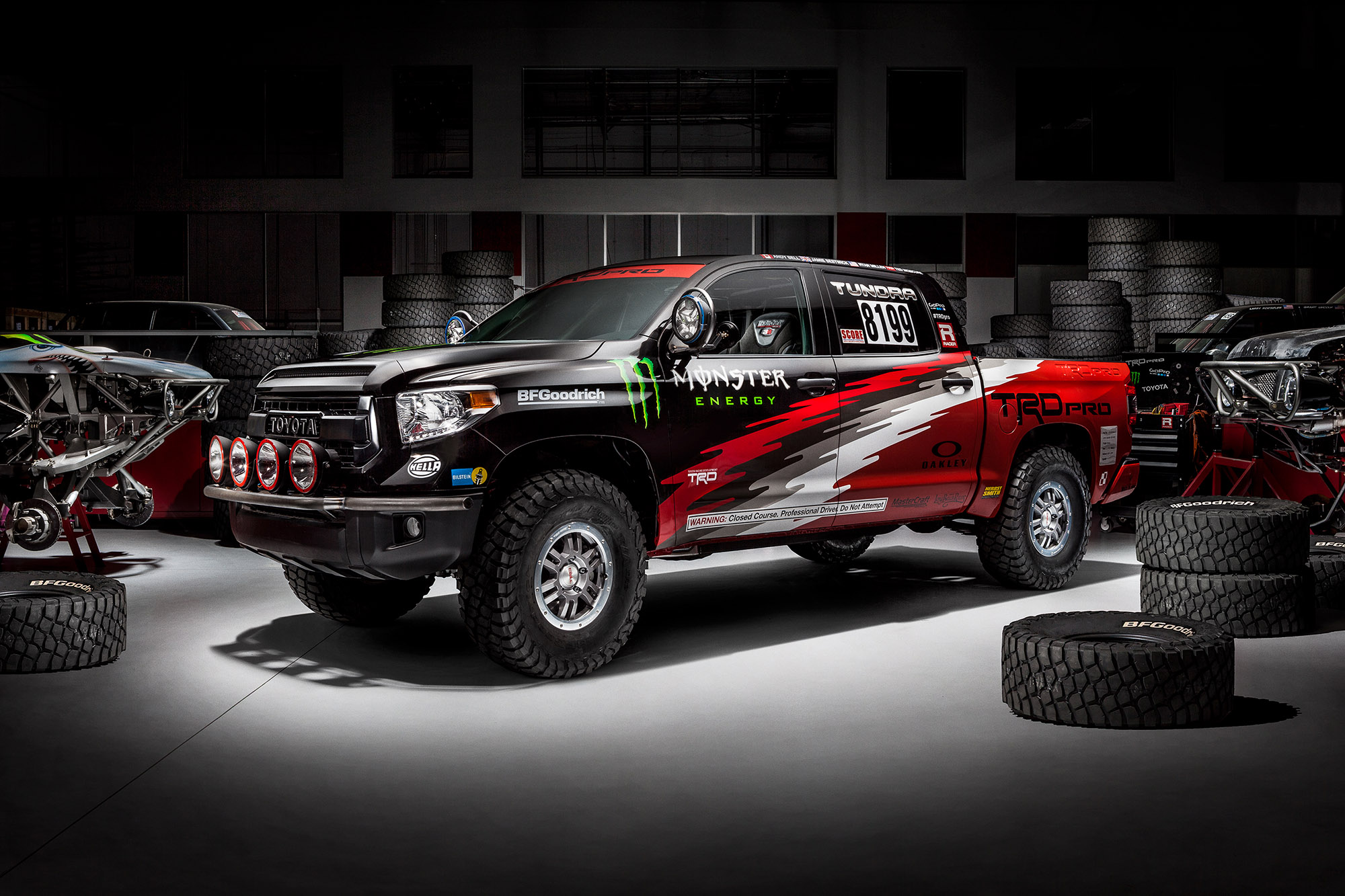 Toyota tundra trd. Toyota Tundra TRD Pro (2015). Тойота Такома ралли. Тойота пикап Baja 1000.