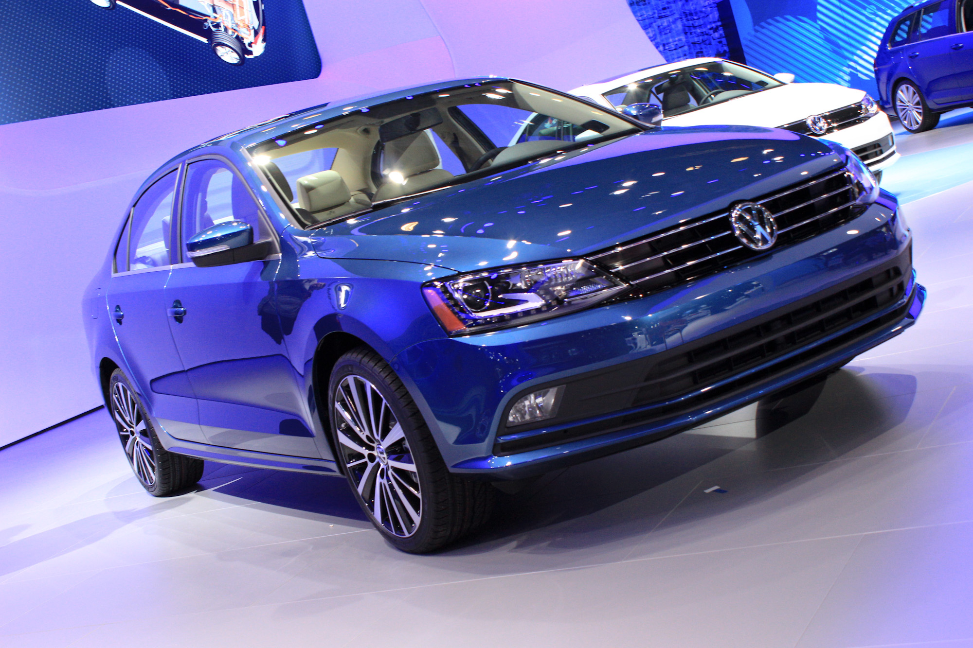 Volkswagen Reveals Facelifted 2015 Jetta 2014 New York Auto Show Live Photos