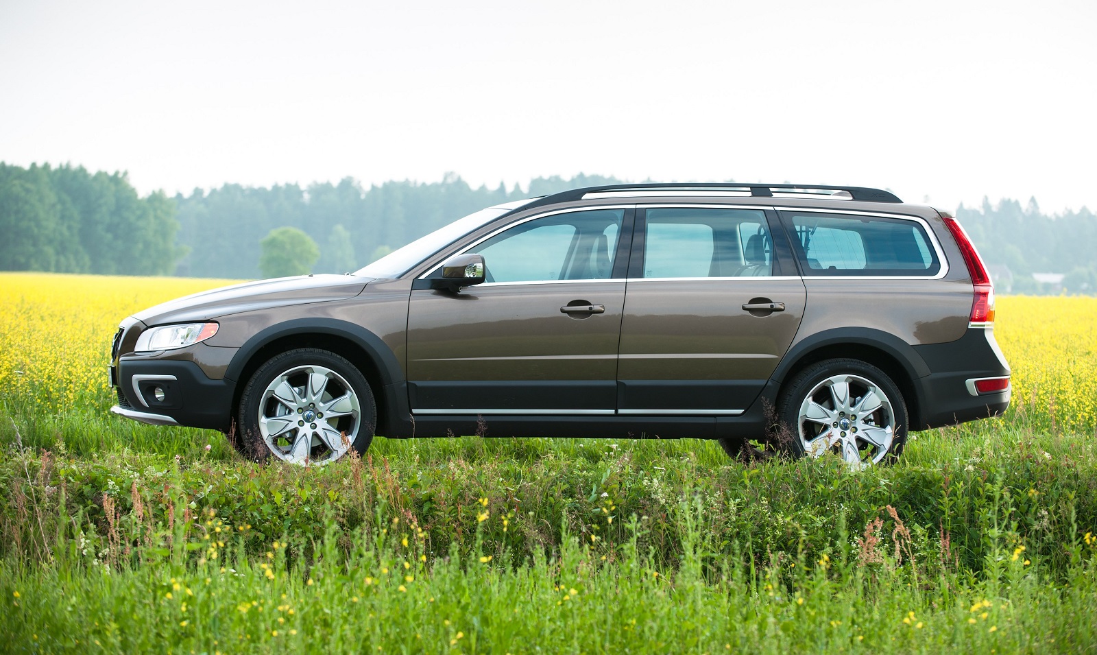 2015 Volvo XC70 Review, Ratings, Specs, Prices, and Photos - The Car ...