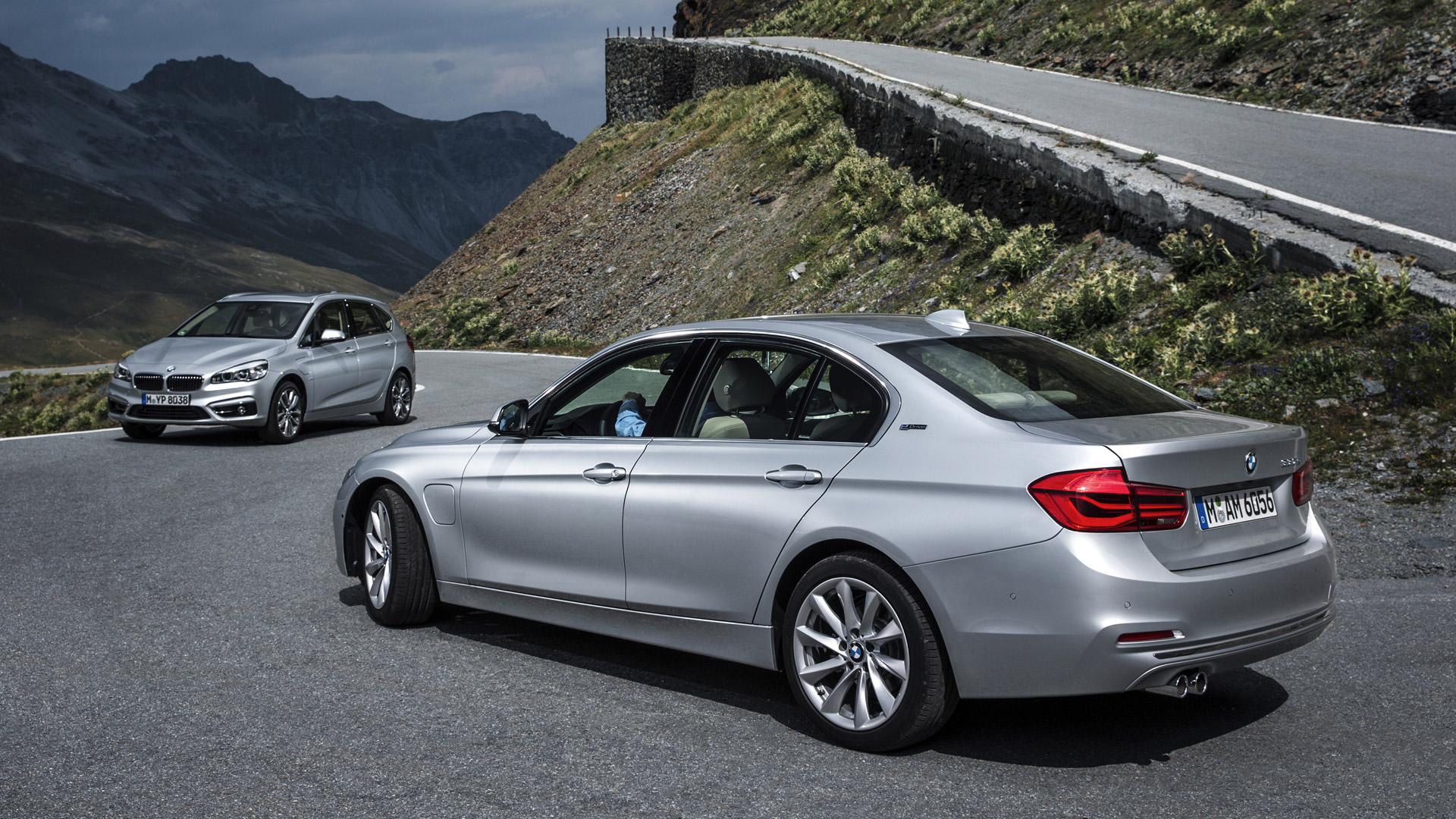 BMW and plug-in hybrids revealed ahead of Frankfurt auto show