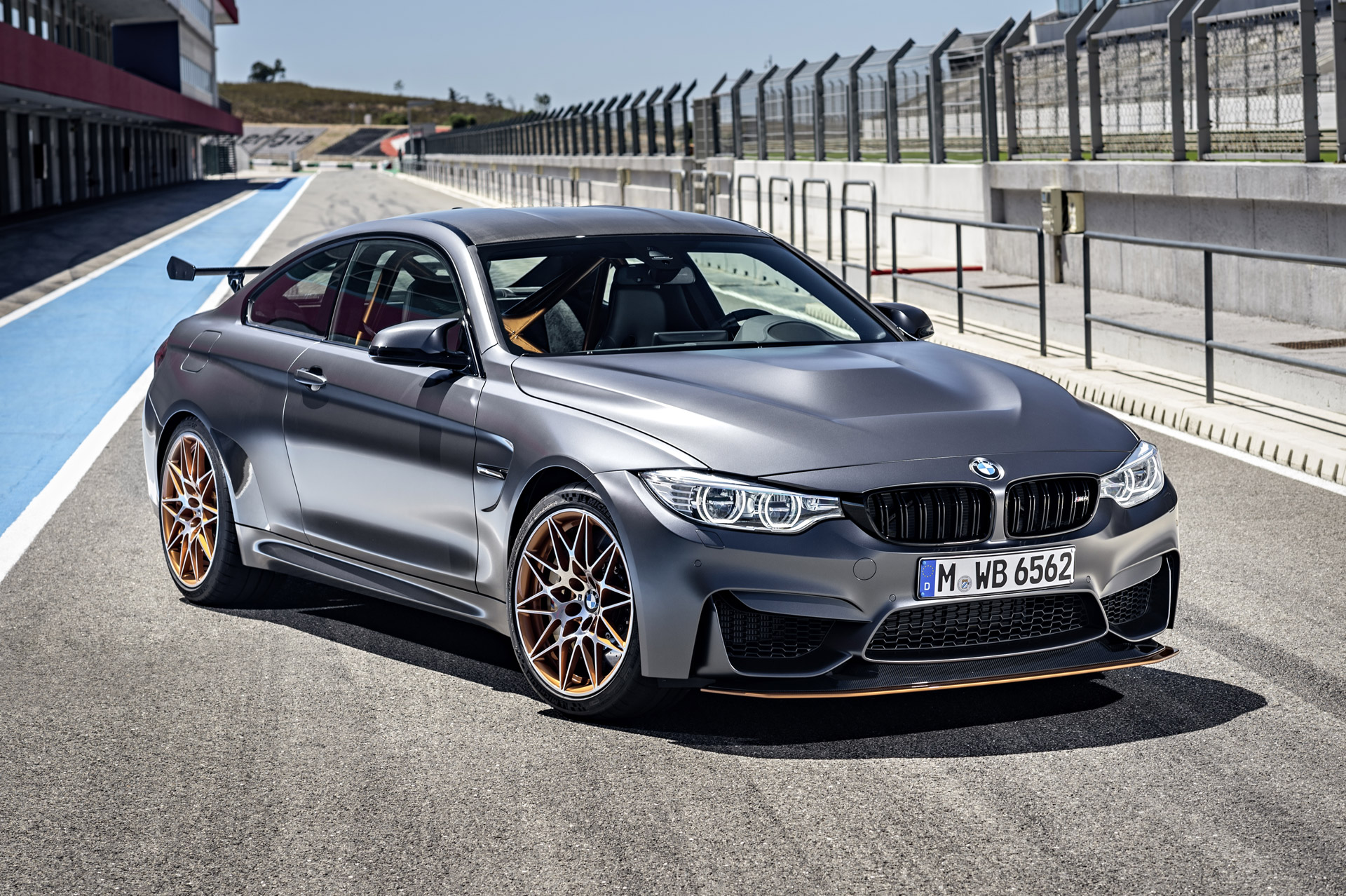 2016 Bmw M4 Gts Comes With Water Injection System 493 Horsepower