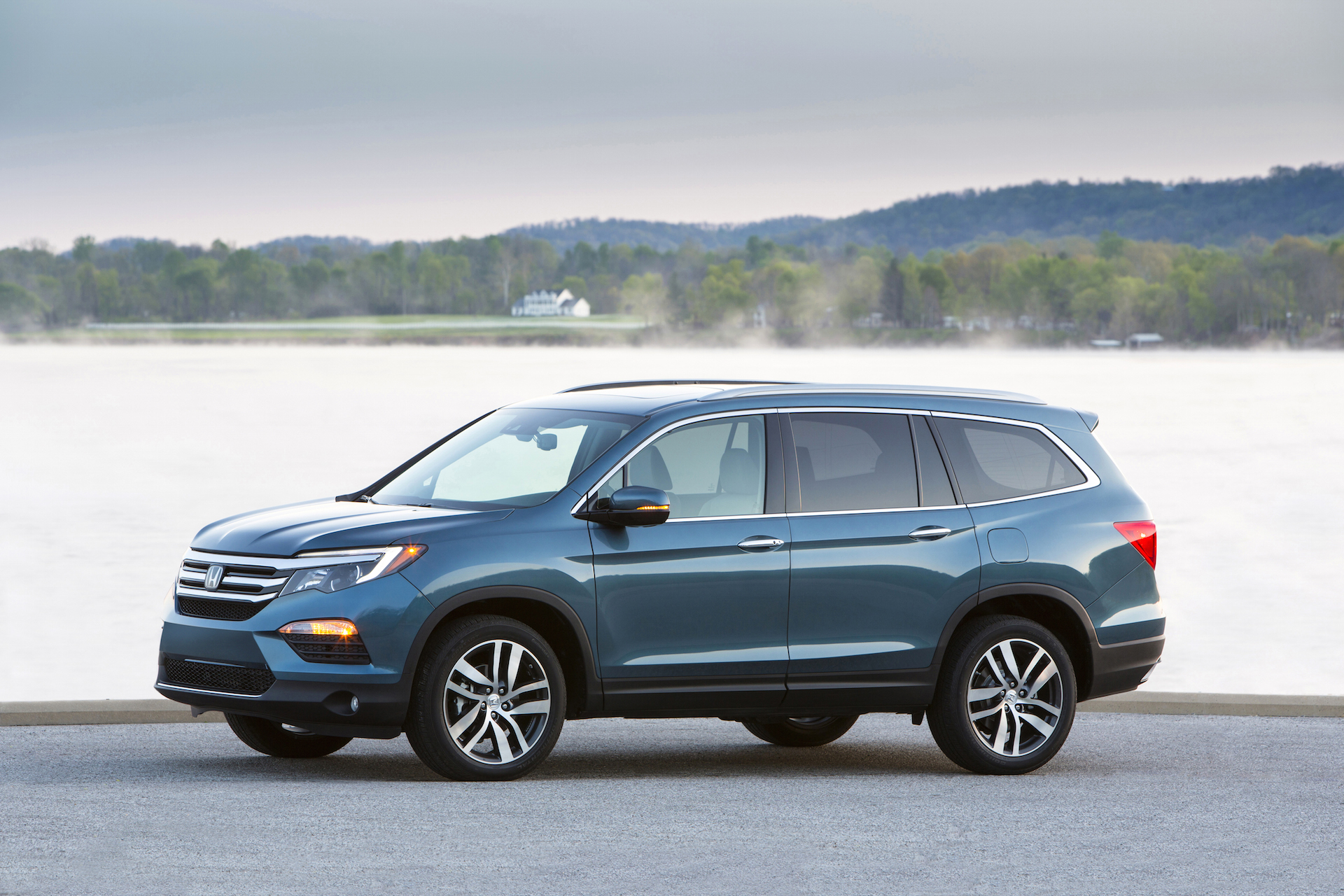 Honda Pilot The Car Connection S Best Car To Buy 16