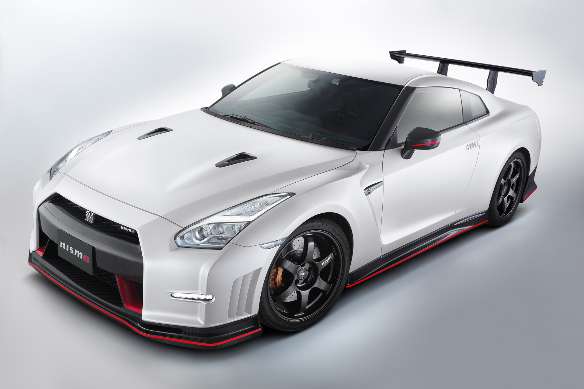 2016 Nissan Gt R Review Ratings Specs Prices And Photos