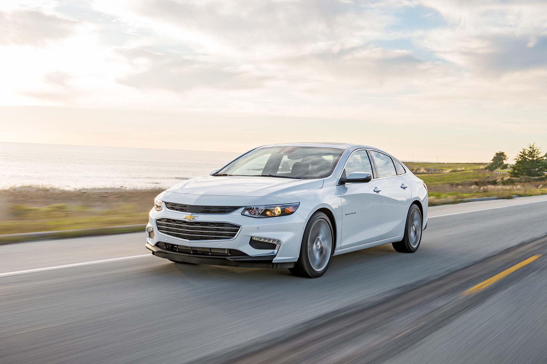2017 Chevrolet Malibu (Chevy) Review, Ratings, Specs, Prices, and