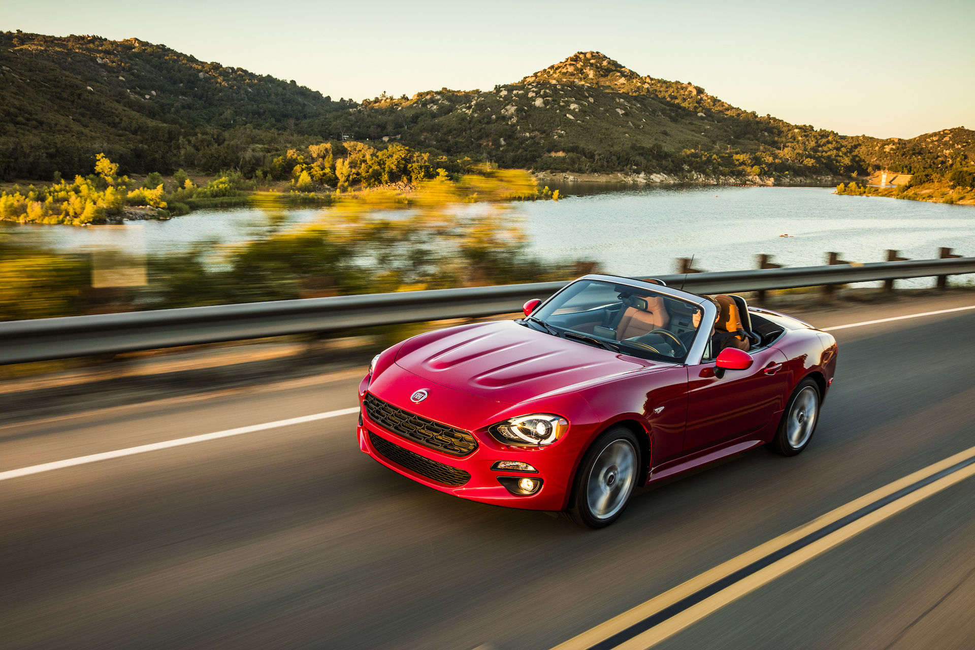17 Fiat 124 Spider Review Ratings Specs Prices And Photos The Car Connection