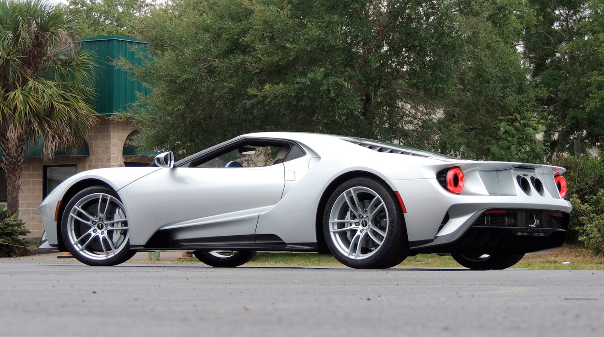 Ford GT that sold for 1.8M at auction is up for sale, again