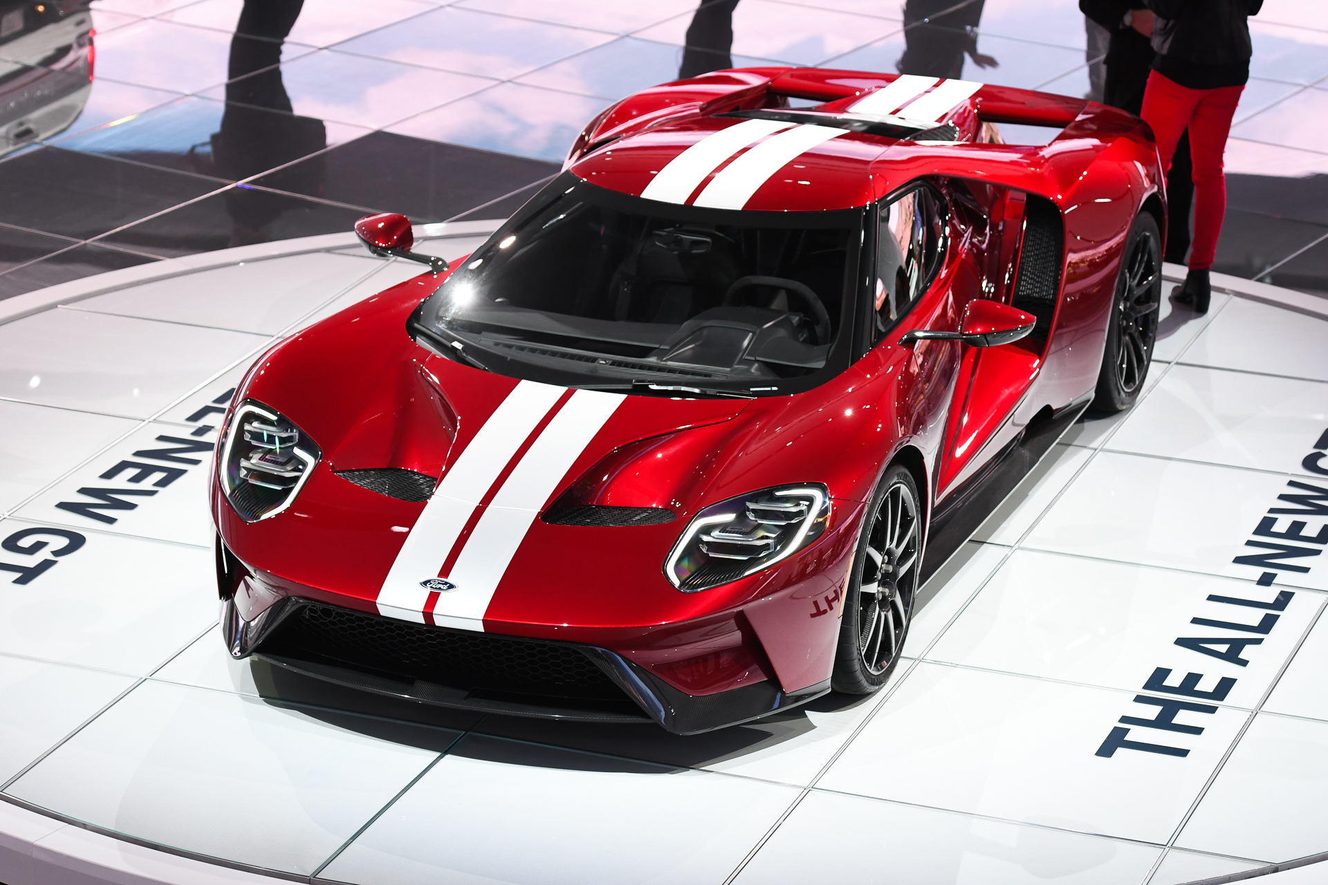 Ford GT confirmed with 647 216 top speed