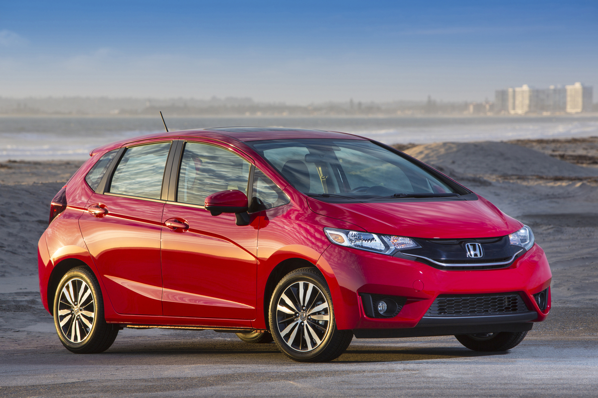 17 Honda Fit Review Ratings Specs Prices And Photos The Car Connection