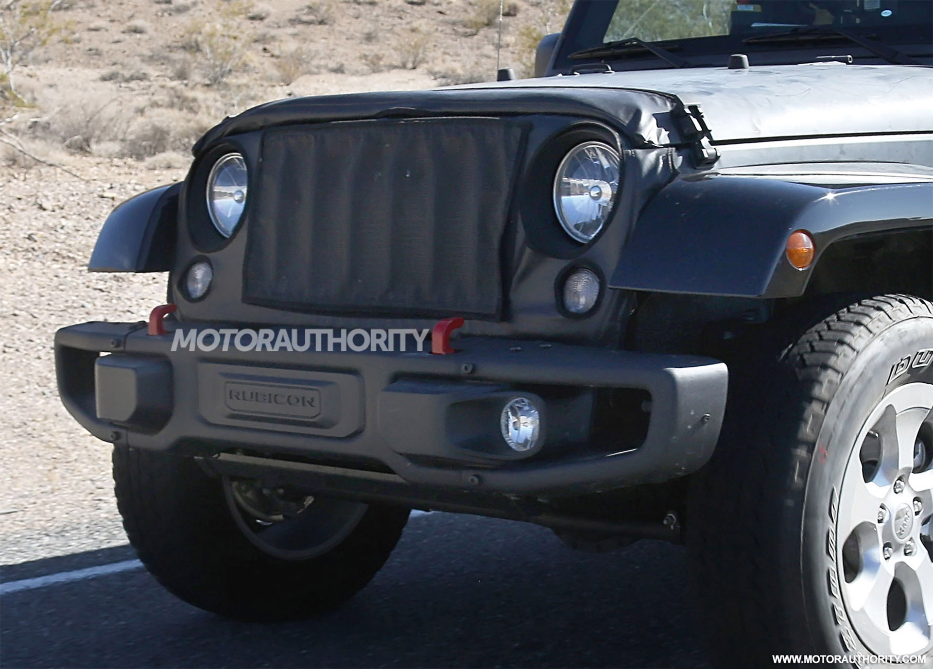 2018 Jeep Wrangler spied with 4-cylinder engine