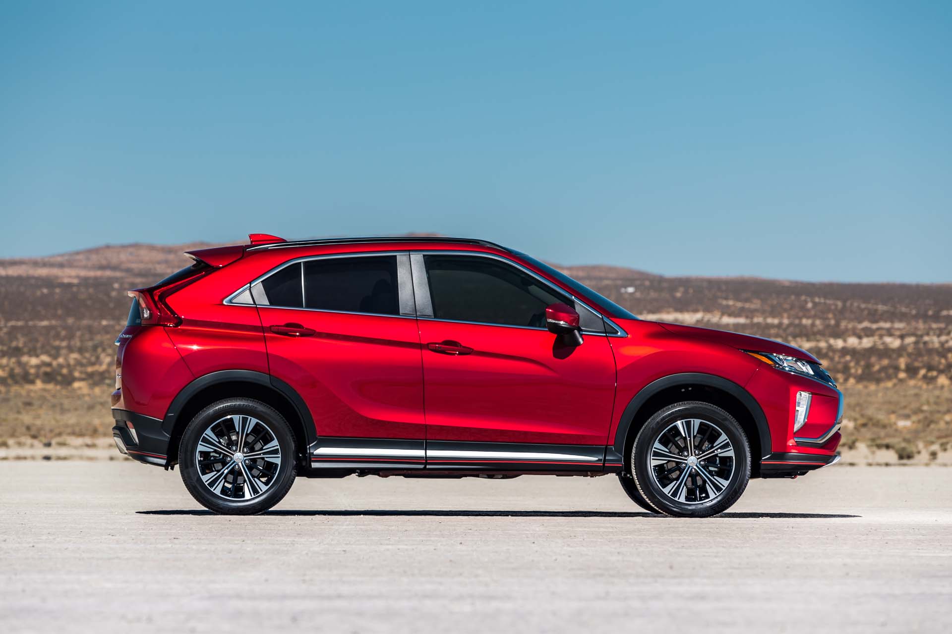 2018 Mitsubishi Eclipse Cross Review, Ratings, Specs