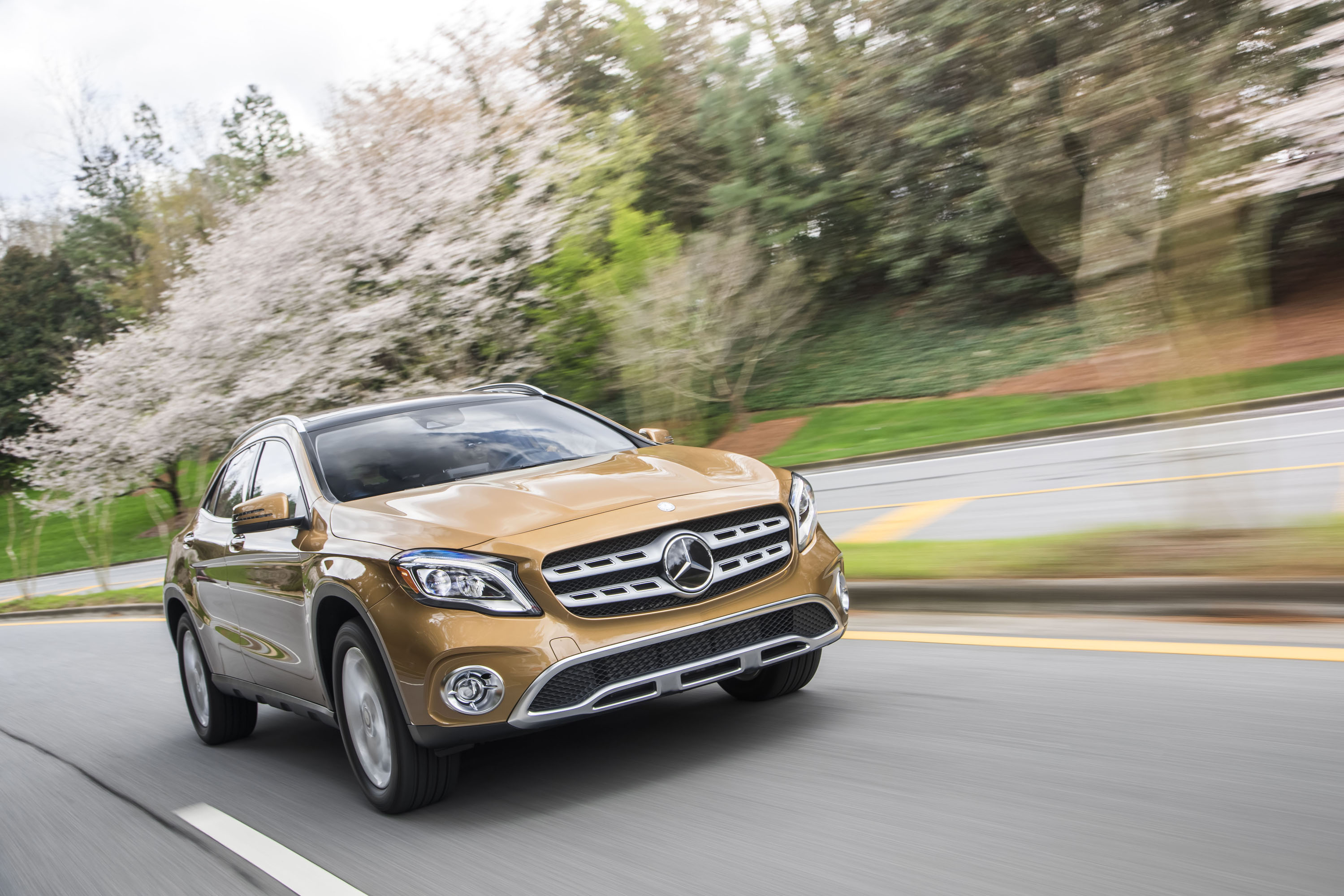 2019 Mercedes Benz Gla Class Review Ratings Specs Prices And