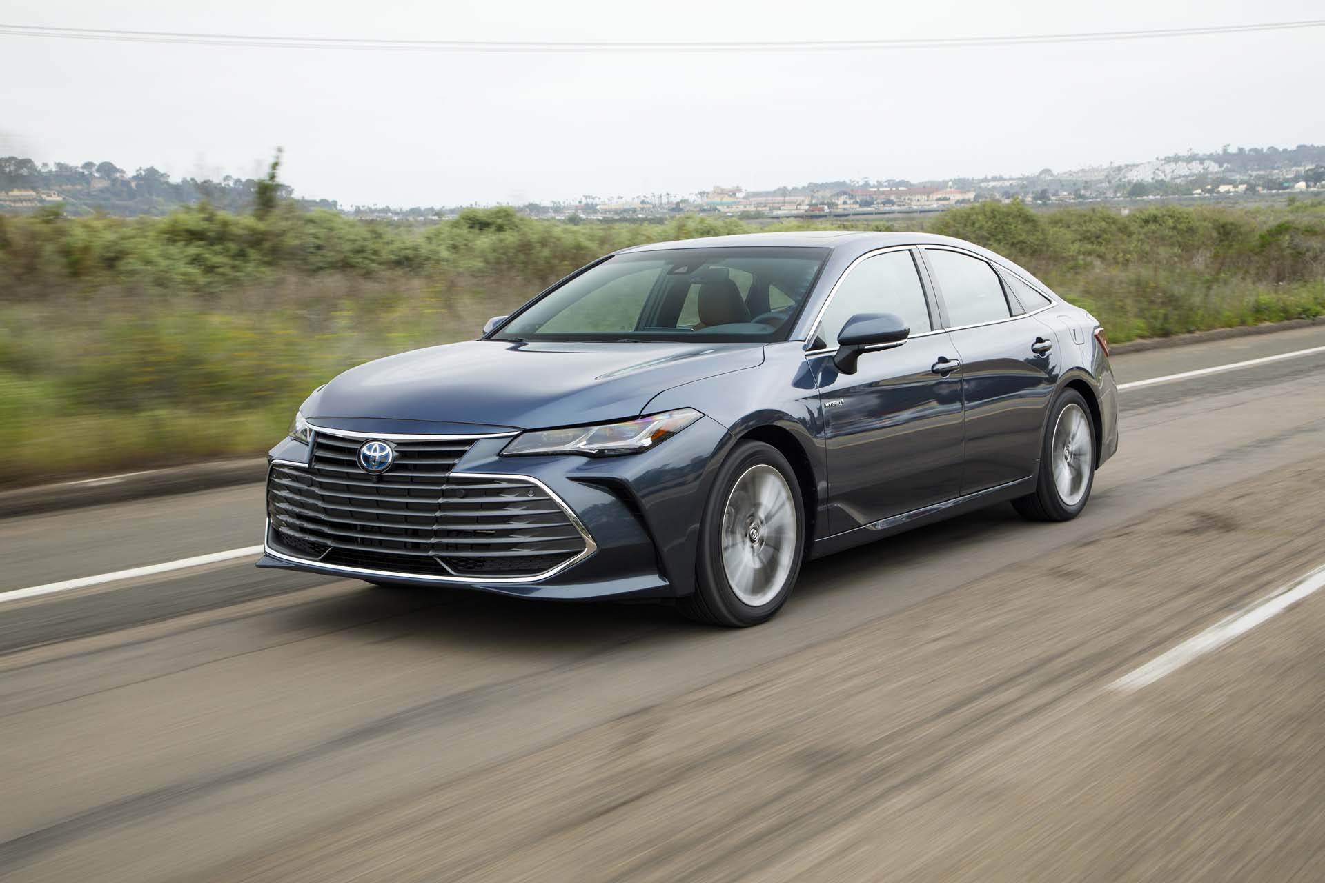 2019 Toyota Avalon review: Smooth operator with acquired-taste