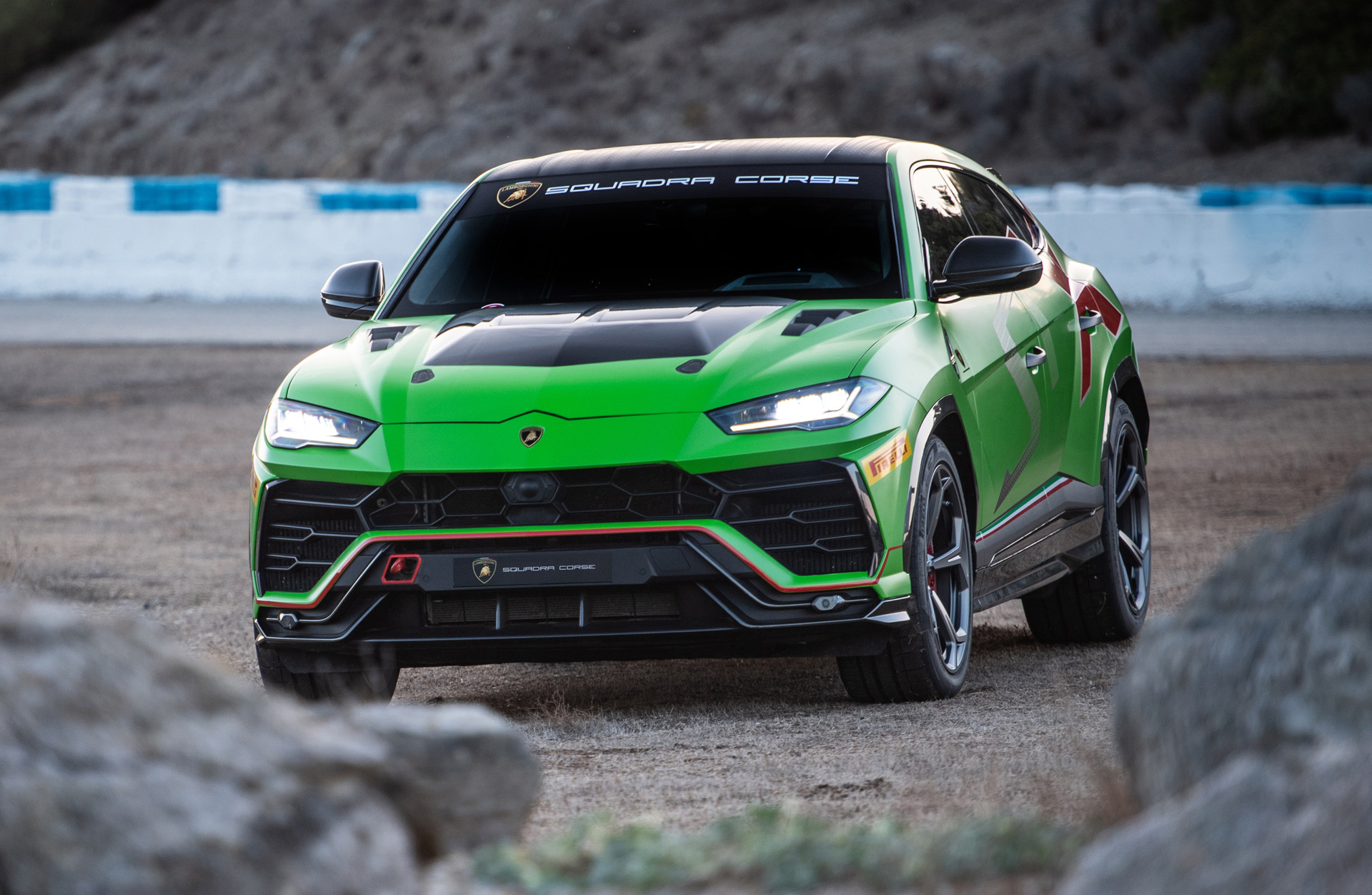2023 Lamborghini Urus spy shots: Mid-cycle update for high-riding Raging  Bull