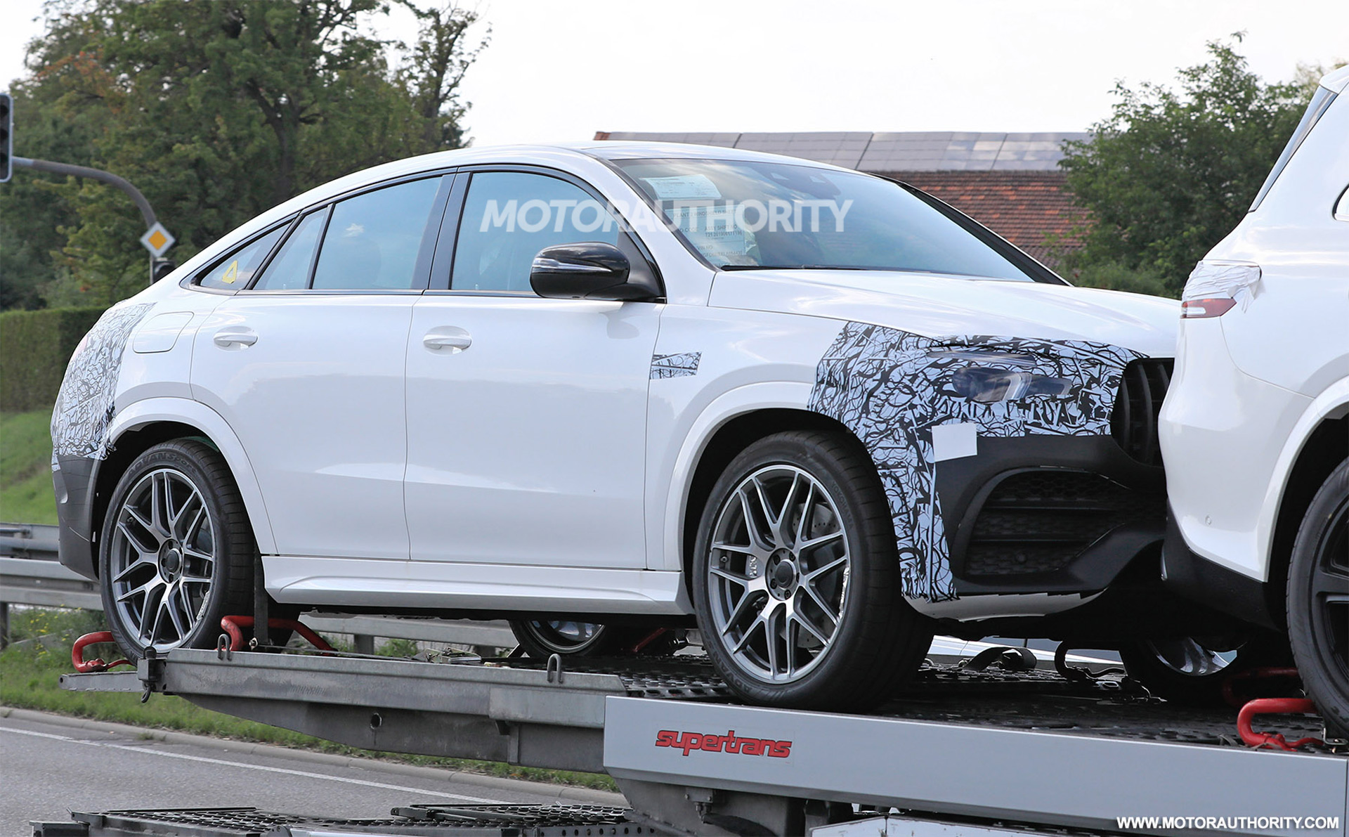 21 Mercedes Amg Gle53 Coupe Spy Shots And Video