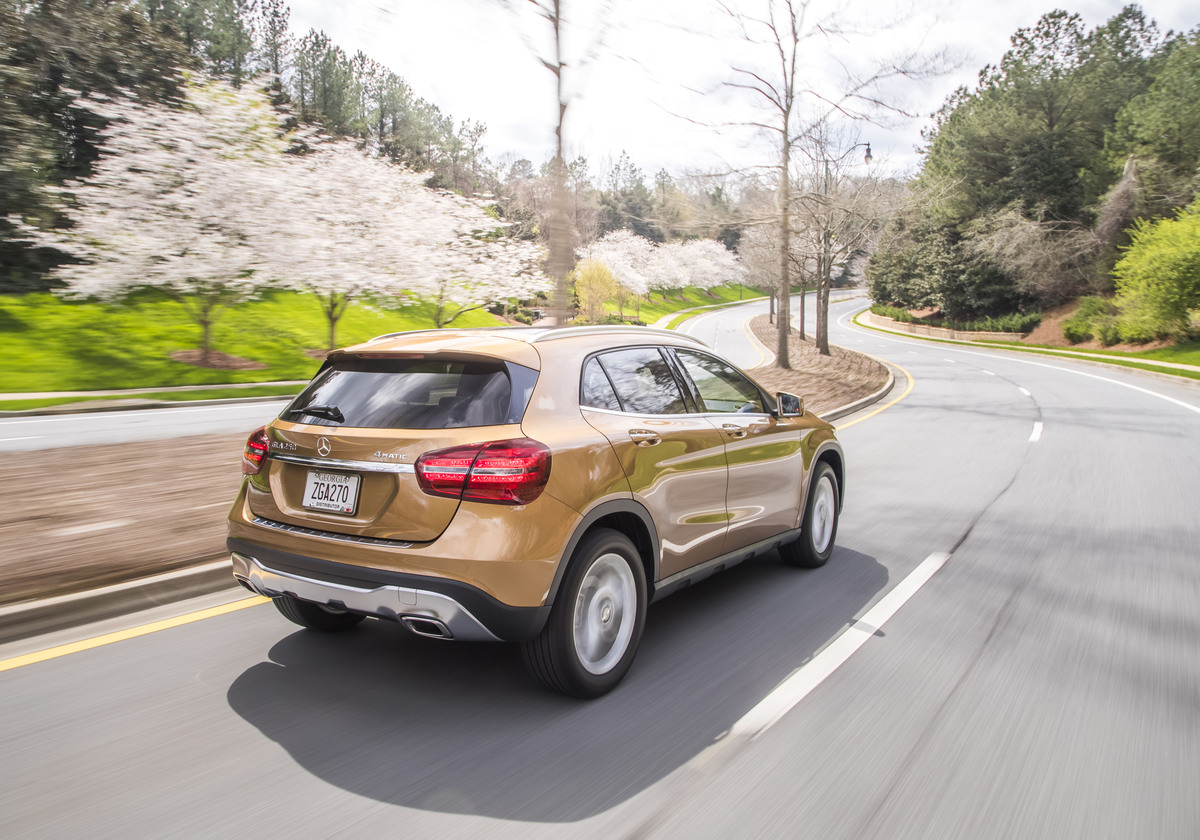 2020 Mercedes Benz Gla Class Review Ratings Specs Prices